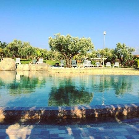 サンテウフェミア・ラメーツィア Agriturismo Masseria I Risiゲストハウス エクステリア 写真