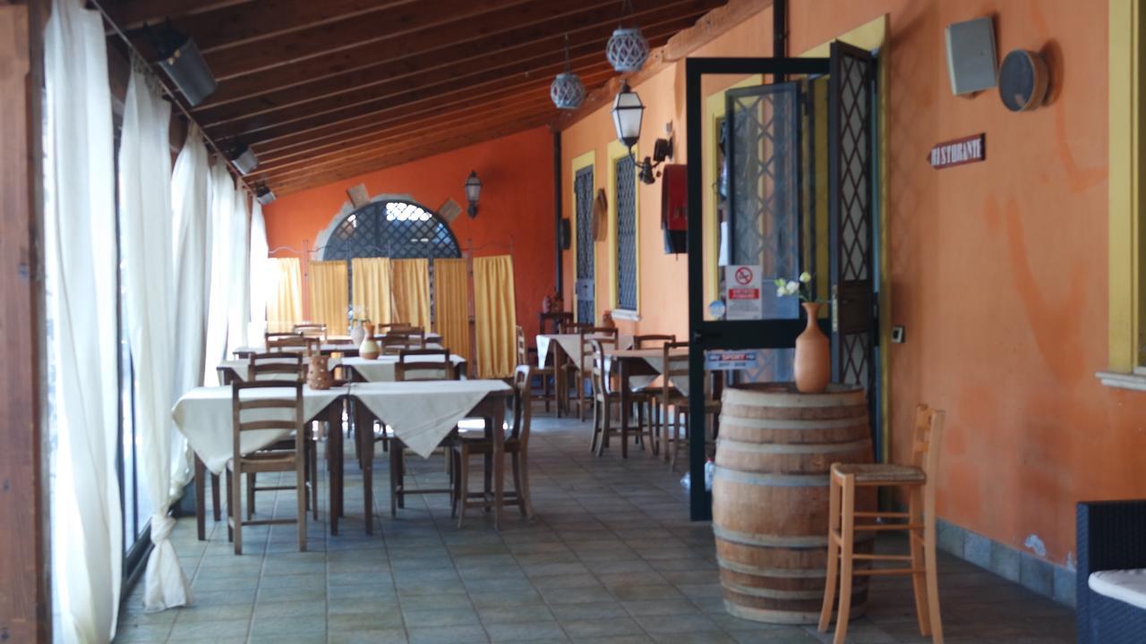 サンテウフェミア・ラメーツィア Agriturismo Masseria I Risiゲストハウス エクステリア 写真